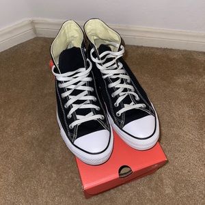 Black High stop Converse